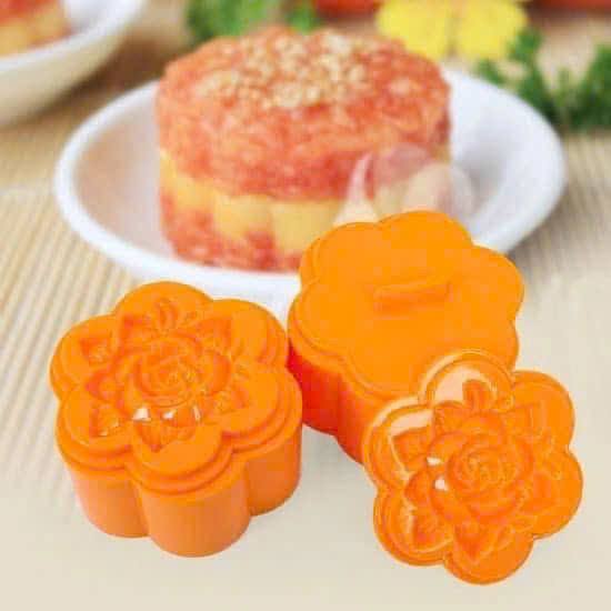 BỘ KHUÔN XÔI NHỰA HÌNH HOA XINH XẮN SIZE TRUNG