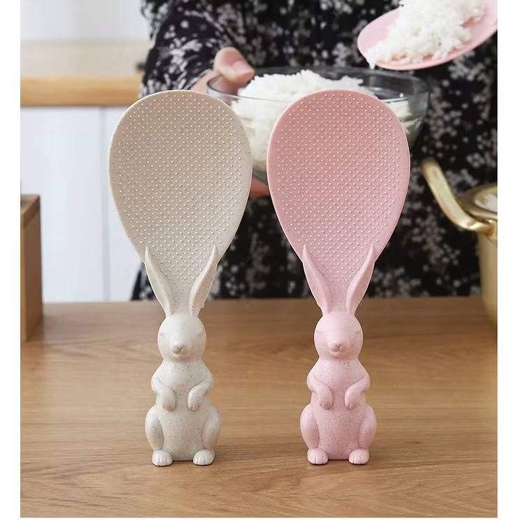 [200] Muôi Xới Cơm Lật Ngược Hình Thỏ – Vừa Tiện Lợi Vừa