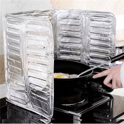 Tấm Chắn Dầu Mỡ & Gió Cách Nhiệt Cho Nhà Bếp